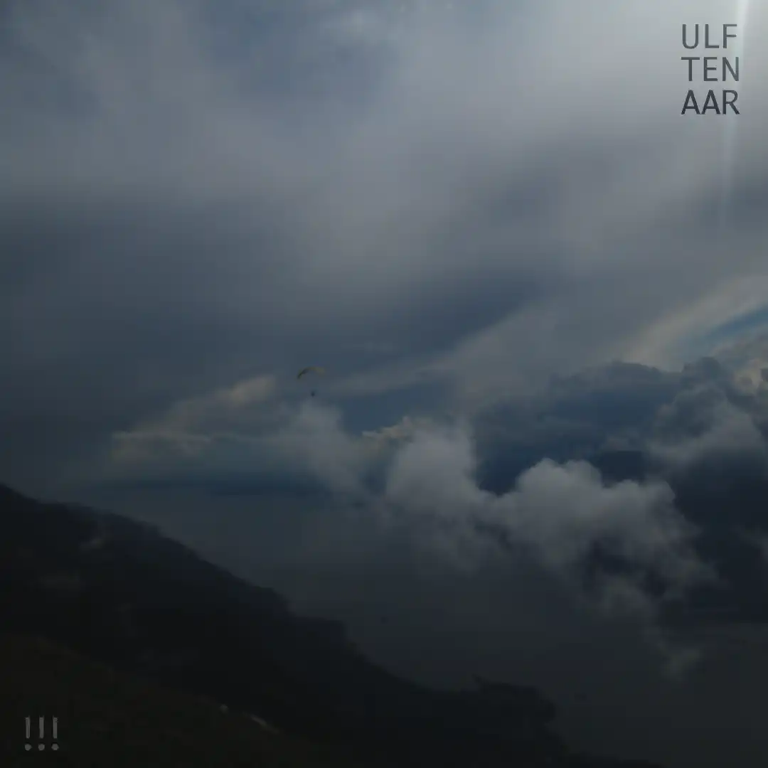 The cover for Denken Aan Een Ander Is Niet Van Deze Tijd.